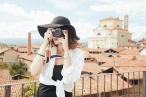 浮気調査を自分で行うための写真を撮る道具はどれがおすすめ？