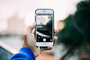 浮気の証拠を自分で写真収集するコツは？